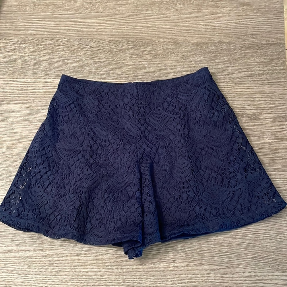 Shorts - Picture 1 of 6